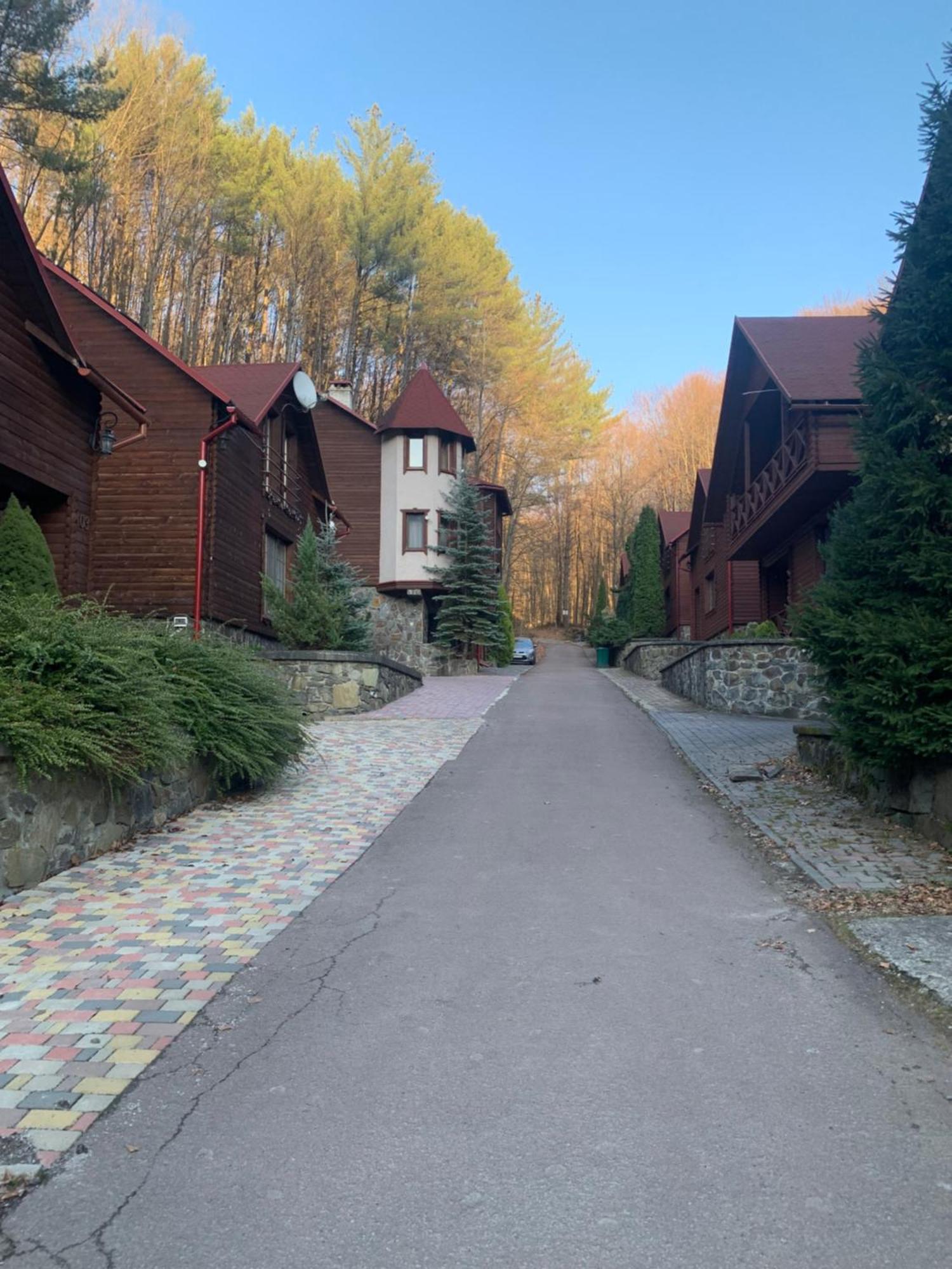 Elf-Cottage Tur'ya Paseka Exteriér fotografie